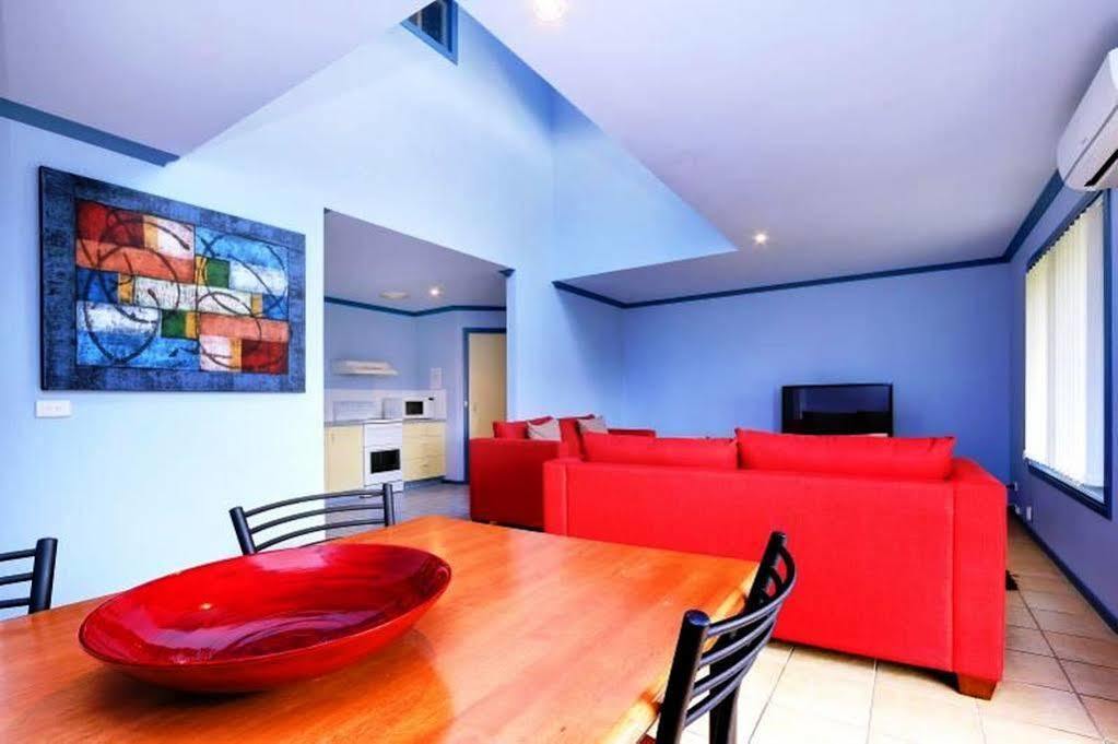 Phillip Island Off-Track Accommodation Cowes Esterno foto